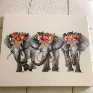 Canvas Elephants picture